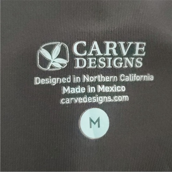 Carve Designs long sleeve Rash guard 1/4 Zip Womens Medium Floral - Picture 6 of 6